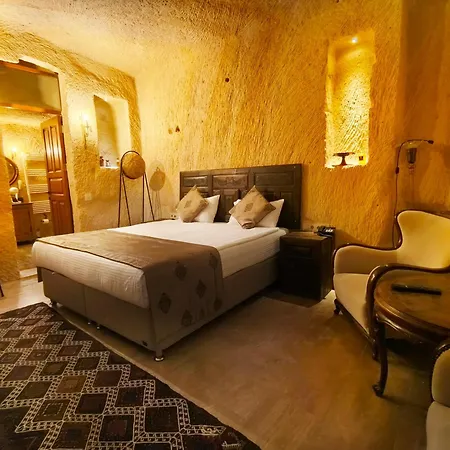 Acropolis Cave Suite-2
