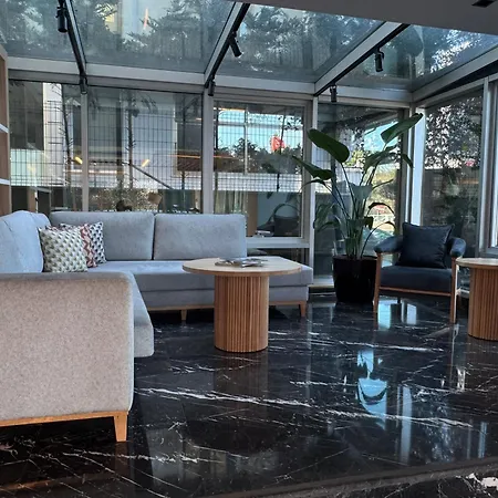 Holiday Inn Express Istanbul-Altunizade, an IHG Hotel-2