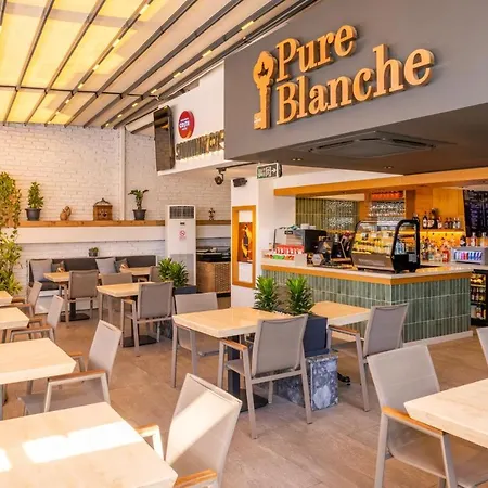 Pure Blanche Hotel-3