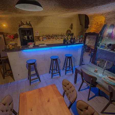 Deep Cave House-3