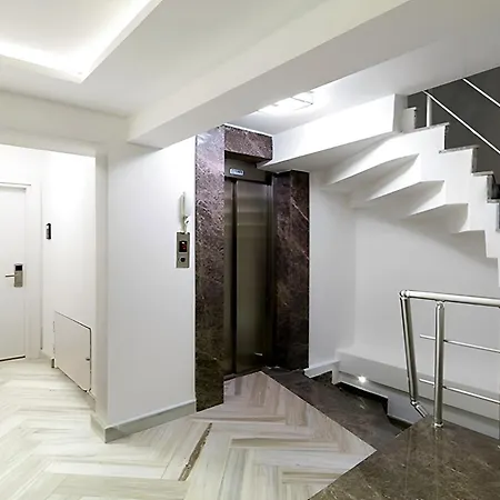 The Place Suit & Apartments-2