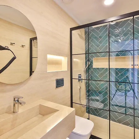Sardunya Otel Arka Bina-2