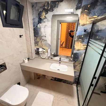 Ida Hotel-2