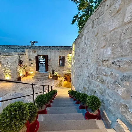 Crassus Cave Hotel-2