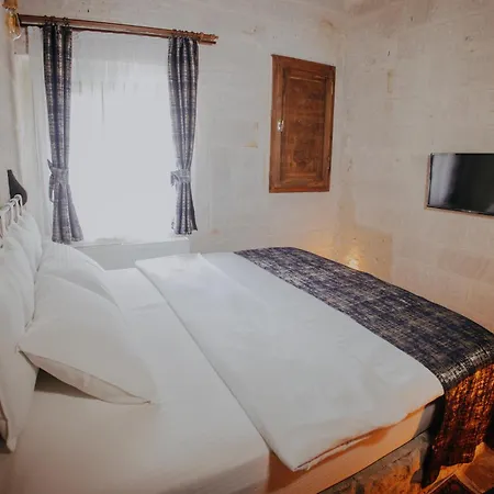 Saliche Cave Suite-2