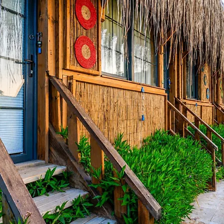 Izgen Bungalows-3