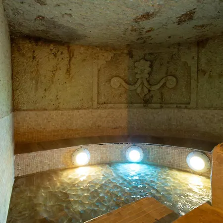 Bayar Cave Suites Special Class-2