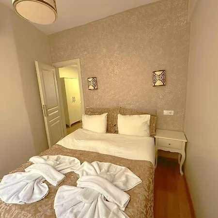 Hotel Buhara Family Inn-3