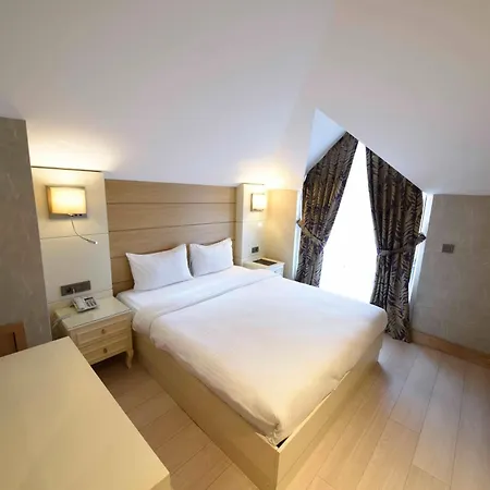 Le Mirage Hotel-2