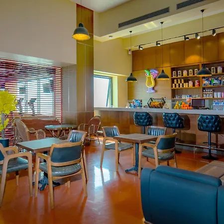 La Quinta By Wyndham Istanbul Gunesli-2
