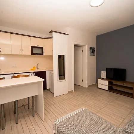 Loca Centre Suites-2
