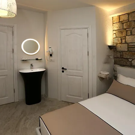 Avalon Boutique Hotel & Suites-3