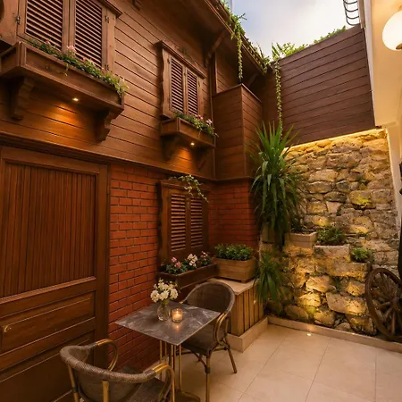 Glk Premier Regency Suites & Spa-3
