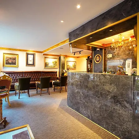 Grand Ambiance Hotel-3