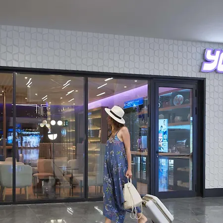 Yotelair Istanbul Airport, Duty Free - International Transit Area-3