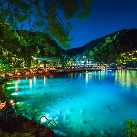 Hillside Beach Club-3