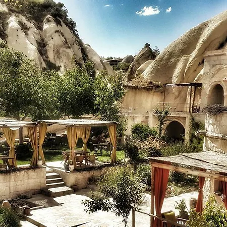 Queen'S Cave Cappadocia-2