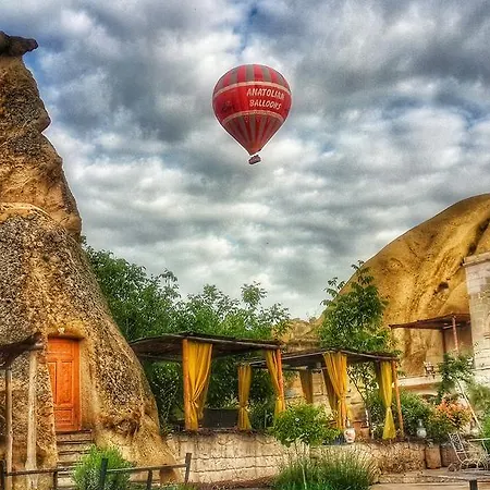 Queen'S Cave Cappadocia-3