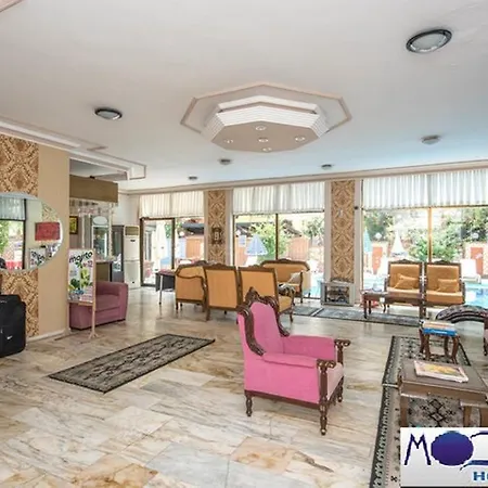 Moonlight Hotel-3