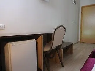 Hawaii 2 Hotel-3
