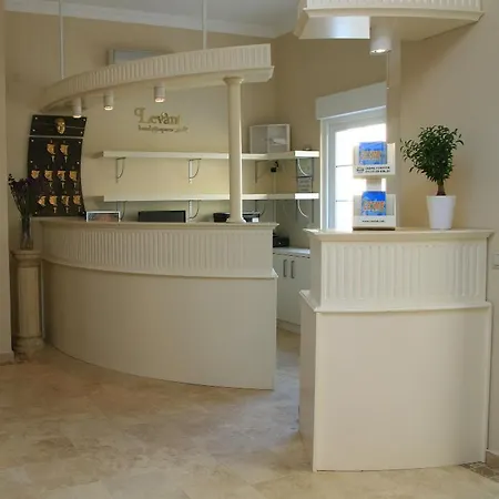 Levant Hotel & Apart-3