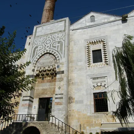 Selcuk Uygulama Oteli̇-2