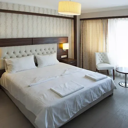 Angelos Home Hotel-3