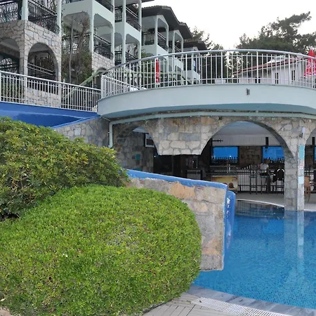 Club Aquarium Apart-2
