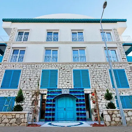 Yazar Lara Hotel-3