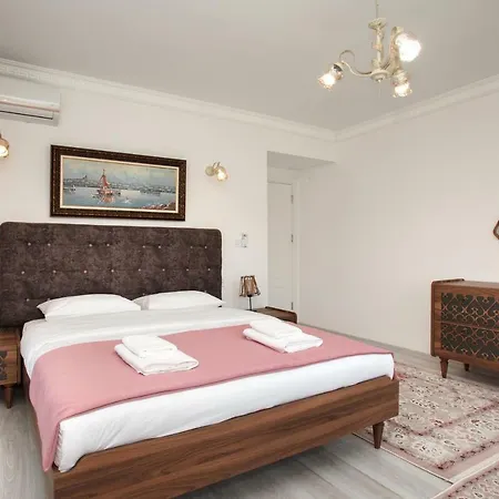 Golden Star Suites-2