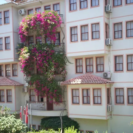 The S Aparts & Suites Hotel-2