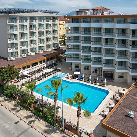 Riviera Hotel&Spa-3