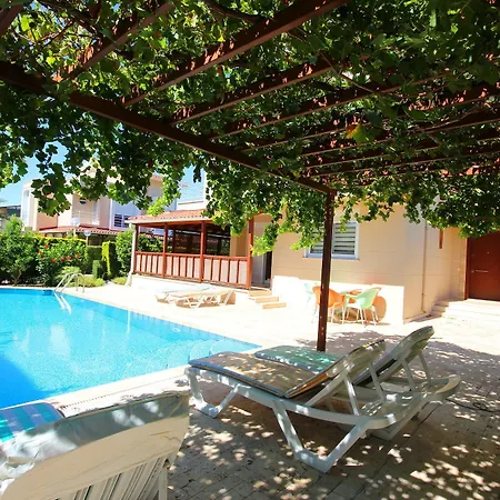 Paradise Town - Villa Royal-2