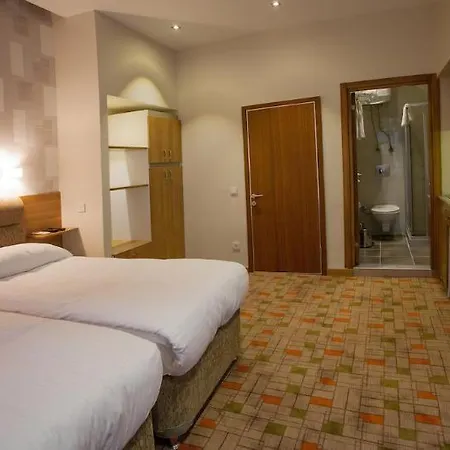Serene Hotel-3