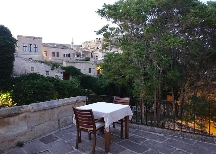 Esbelli Evi Cave Houses Ürgüp