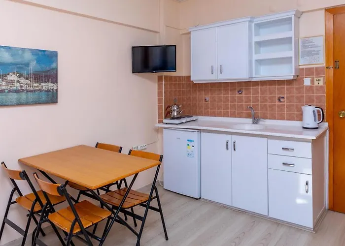Uestuen Apart Marmaris