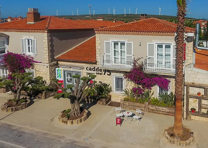 Cadde 75 Luxury Hotel - Alacati - 4 star Hotel
