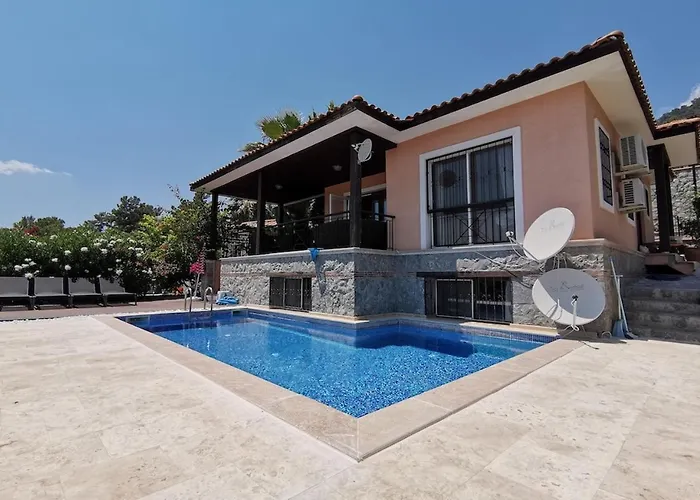 Villa Redpine 5 Göcek mit Pool