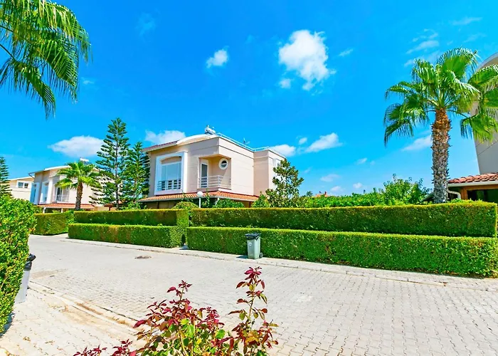 Paradise Town Villa Royal Belek