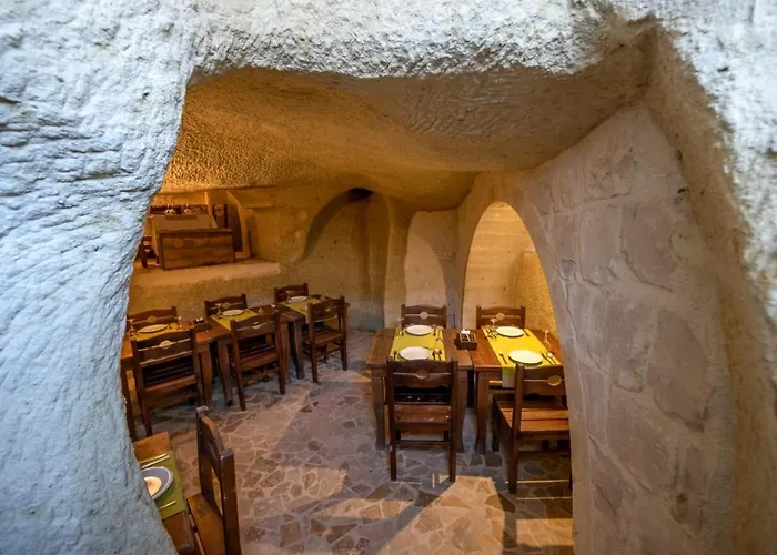 Sinasos Palace Cave Hotel Ürgüp