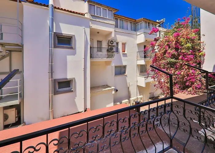 Yaz Apart Hotel Kaş