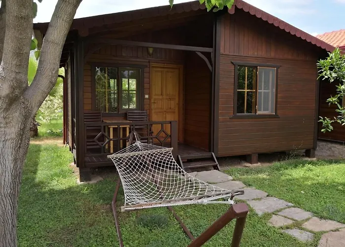 Ozge Bungalow Hotel Çıralı