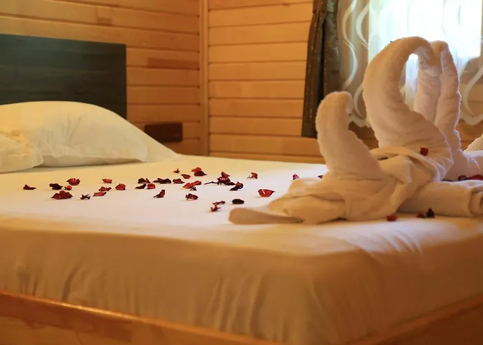 Tunays Pansiyon Bed & Breakfast Çıralı