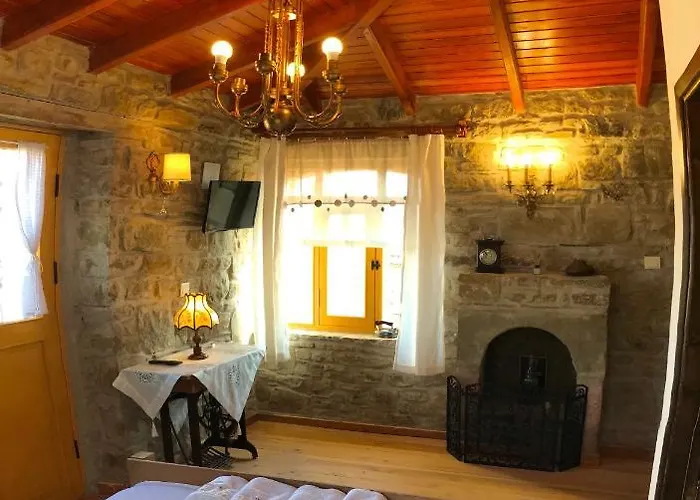 Sari Keçı Taş Otel İmroz