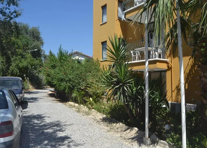 Begonville Apart Hotel Side
