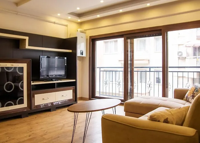 Huisdiervriedelijke Cozy And Central Apartment Near Shore And Trendy Attractions In Karsiyaka, İzmir