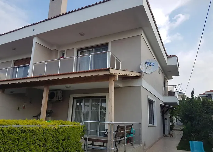 Privé Alacati'Da Bahceli 3+1 Villa Çeşme
