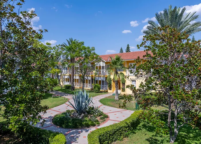 Euphoria Palm Beach Resort Haciobasi