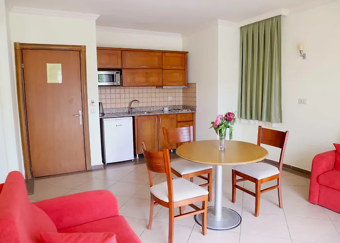 Club Karakas Apart Otel Marmaris
