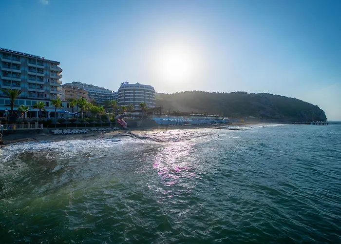 Noxinn Deluxe Hotel Konaklı